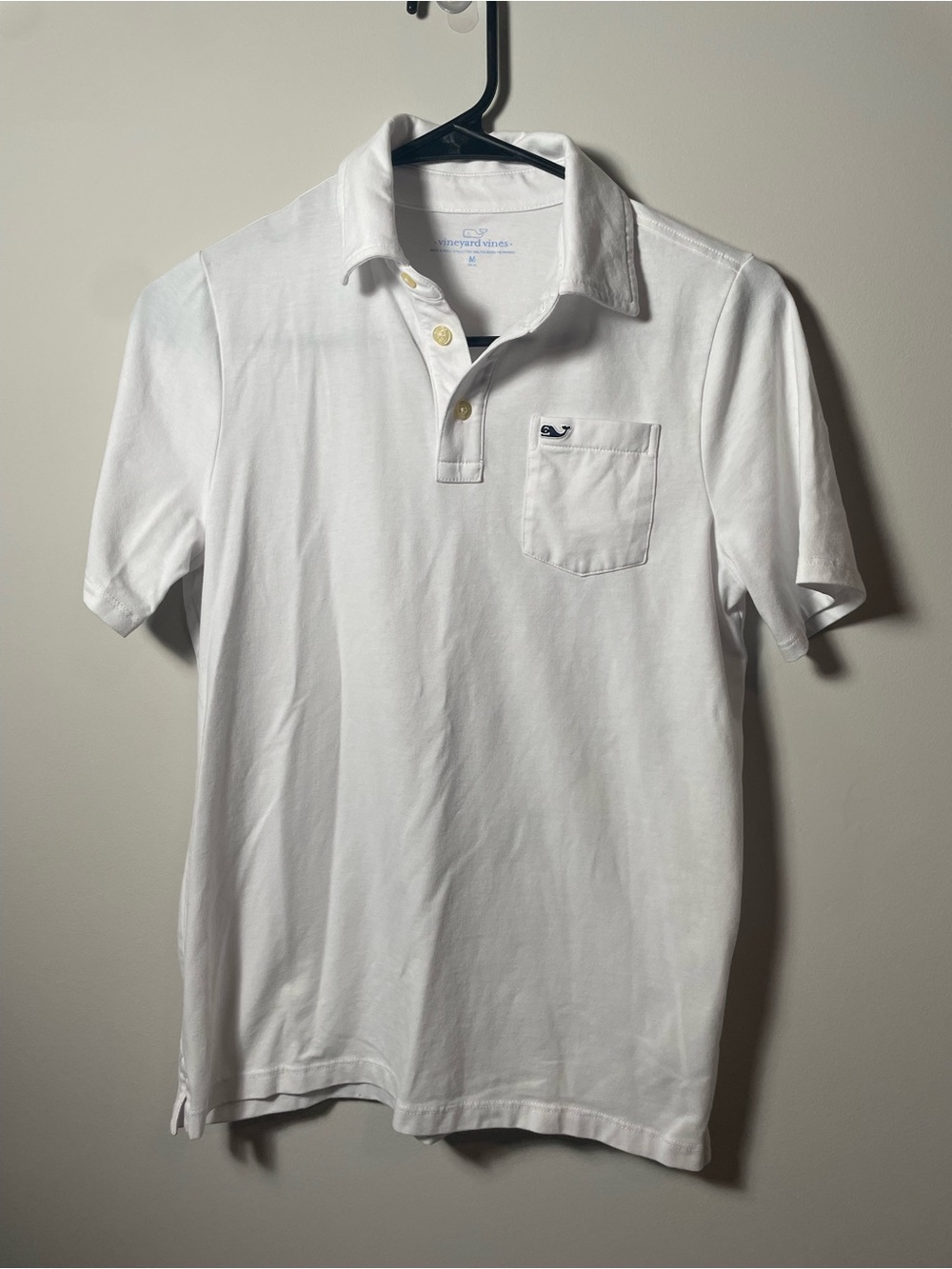 Boys Medium Vineyard Vines white polo